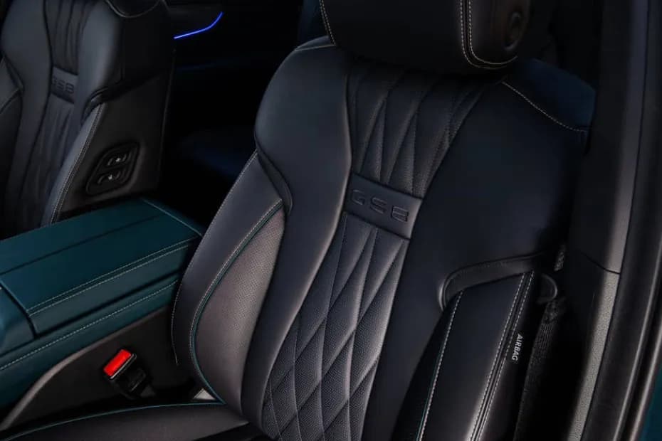 GAC GS8 Front Seats