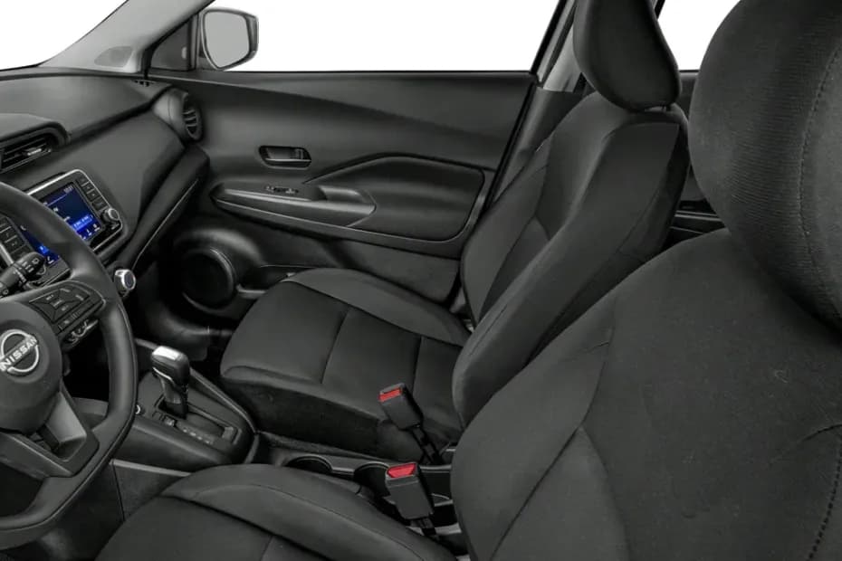 Nissan Kicks Front Seat