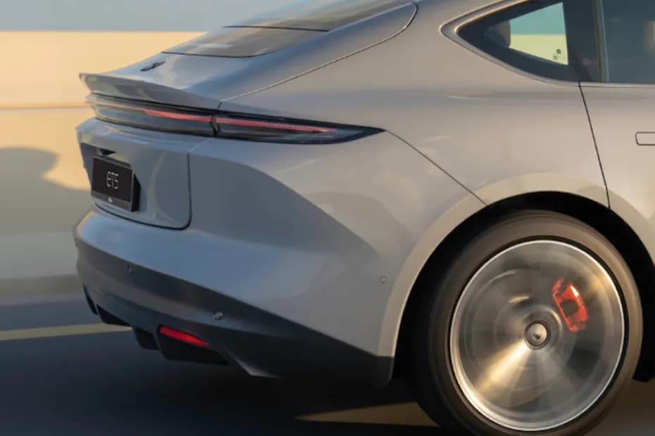 NIO ET5 Rear Fender