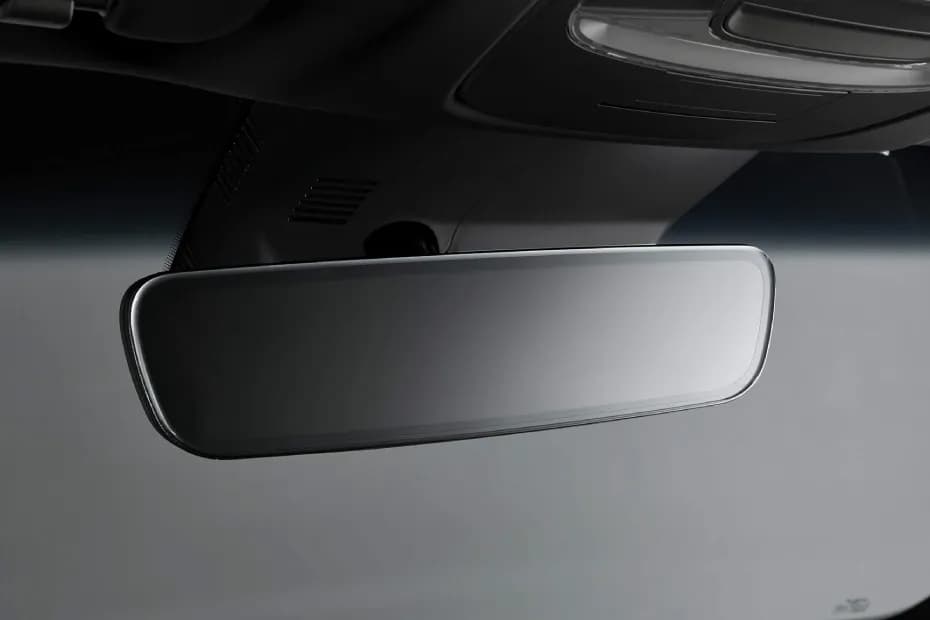 Kia K8 Rear View