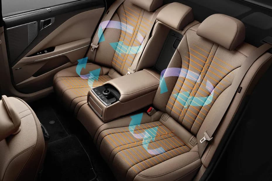 Kia K8 Rear Seats