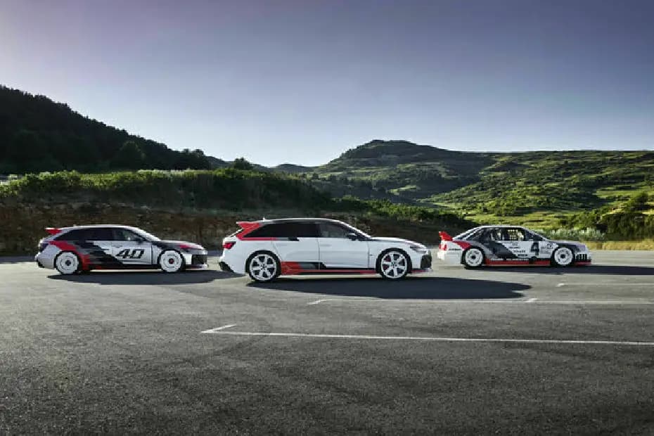 RS 6 Avant GT 2024 Side View