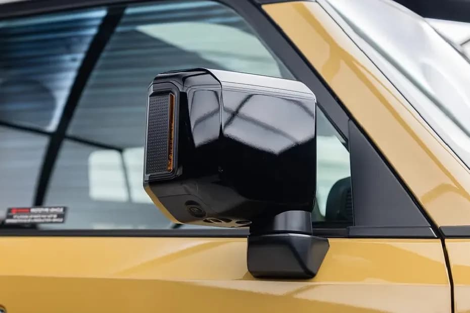Toyota Land Cruiser Prado Side Glass Housing