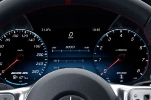 The fully digital instrument display with the display styles "Classic", "Progressive" and "Sporty"