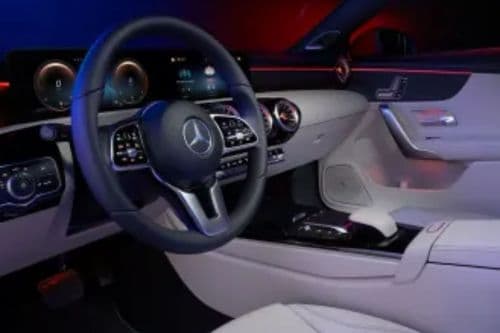 Cutting-edge interior in "wrap-around" design