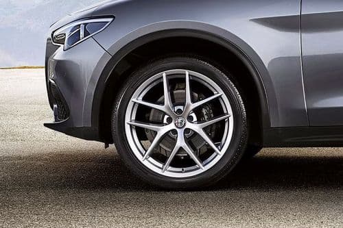 Alfa Romeo Stelvio Wheel