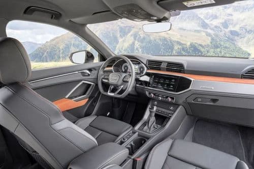 Audi Q3 Dashboard 