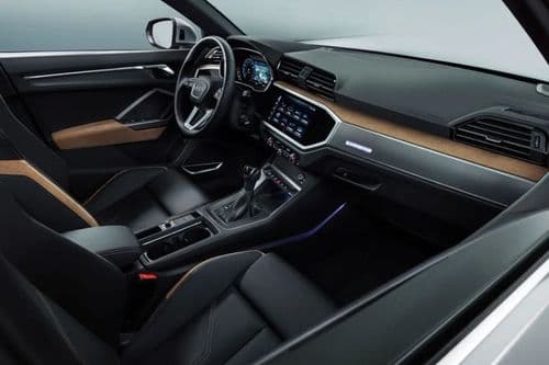 Audi Q3 Seat Side View