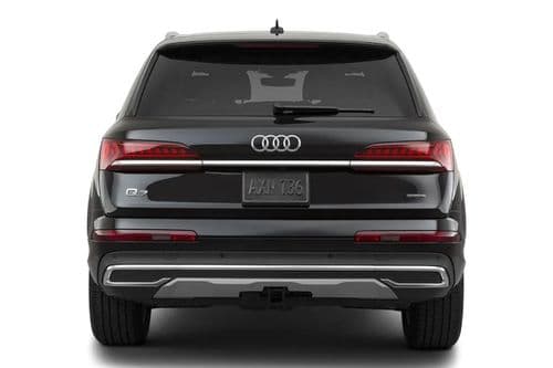 Audi Q7 Rear View