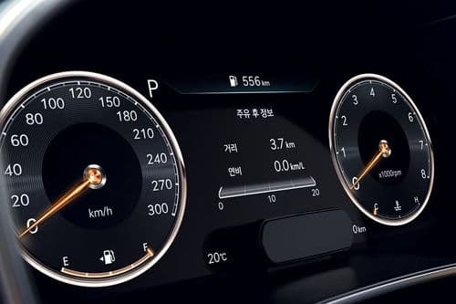 Genesis G70 Tachometer