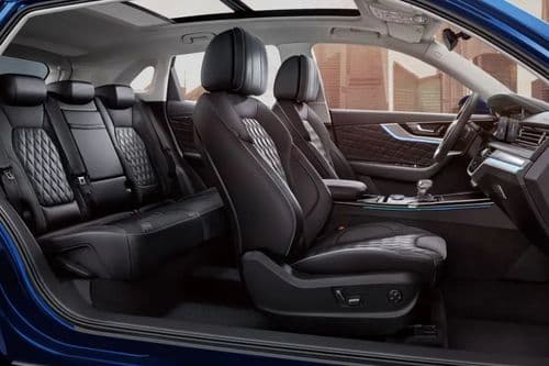 Hongqi HS5 Seat Side View