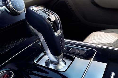 Jaguar XE Gear Shifter
