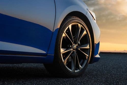 Lexus ES Wheel