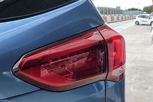 Maxus D90 Taillight