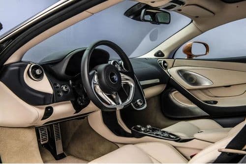 McLaren GT Dashboard