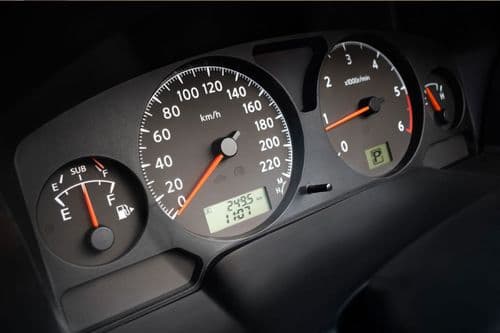 Nissan Patrol Safari Tachometer View