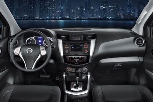 Nissan Navara Dashboard