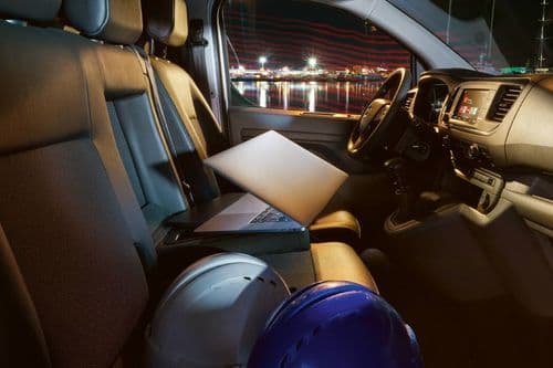 Opel Vivaro Seat Side View