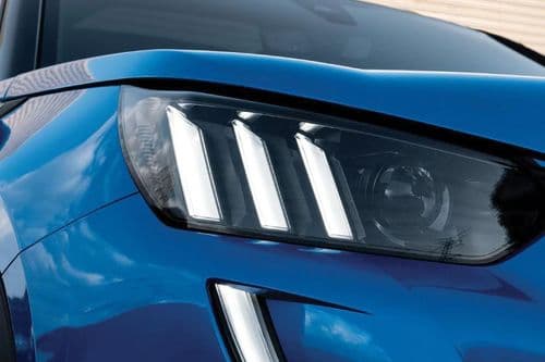 Peugeot 2008 Headlight