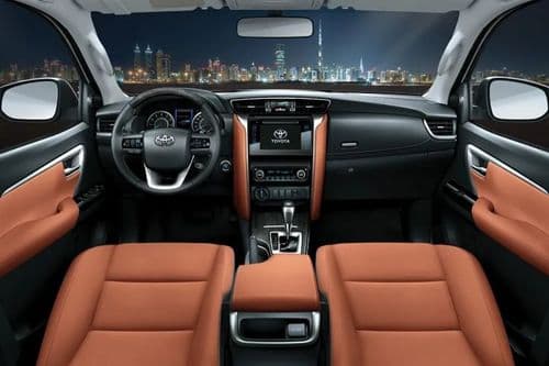 Toyota Fortuner Dashboard