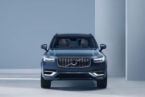 Volvo XC90 Front View