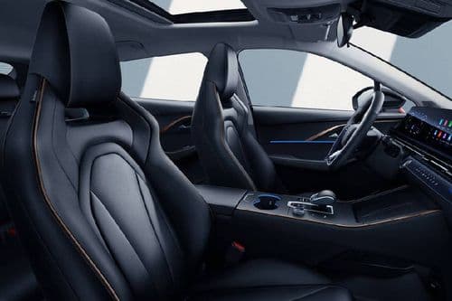 Omoda C5 Front Seat View