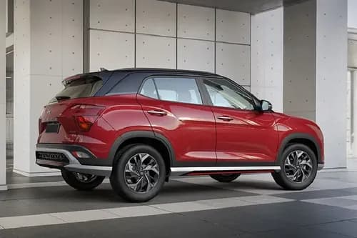 Hyundai Creta Right Side View