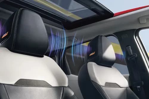 Nissan Kicks Front Seats