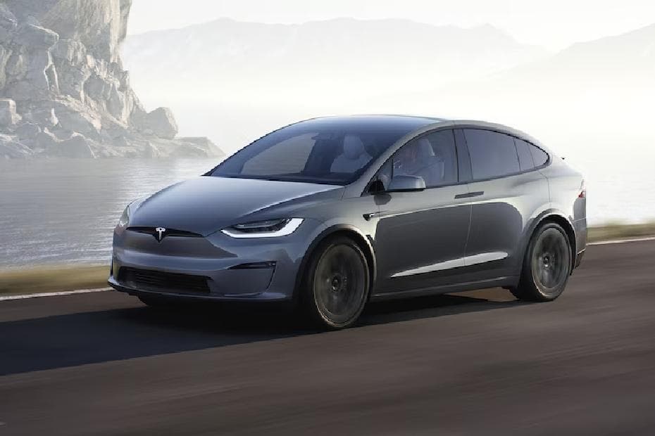 Tesla Model X 2024 Left Side Front View