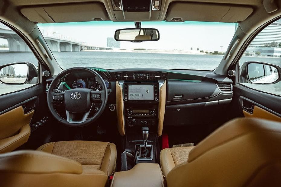 Toyota Fortuner 2024 Dashboard