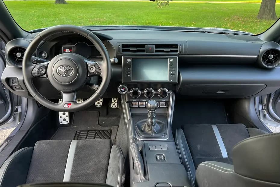 Toyota GR 86 2024 Dashbaord
