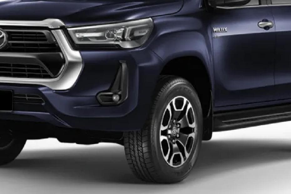 Toyota Hilux 2024 Headlight
