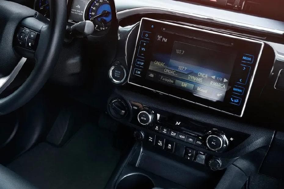 Toyota Hilux 2024 Music System
