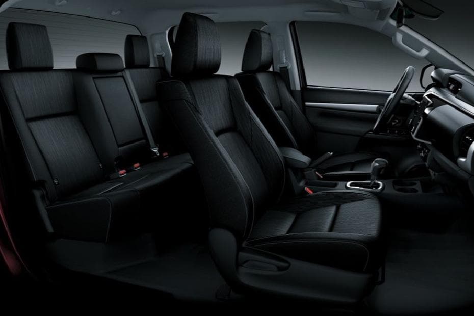 Toyota Hilux 2024 Rear Seat