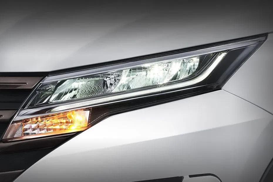Toyota Rush 2024 Headlight