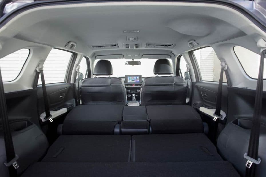 Toyota Veloz Bootspace