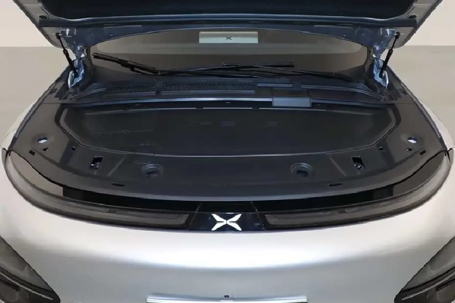 Xpeng G6 2024 Boot Space