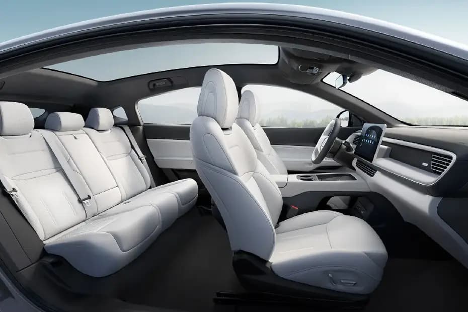 Xpeng G6 2024 Driver Seat View