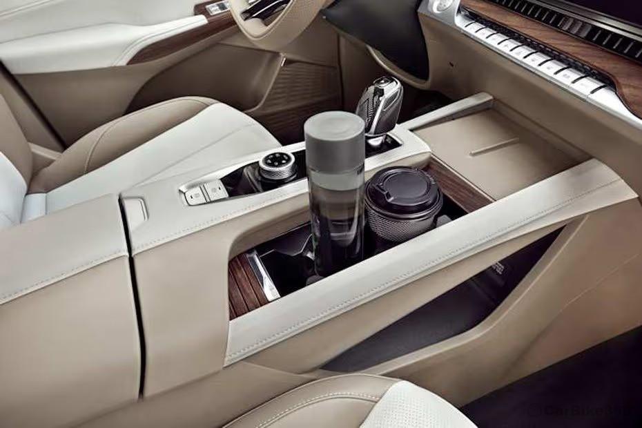 MG RX9 2026 SUV Front Cup Holder