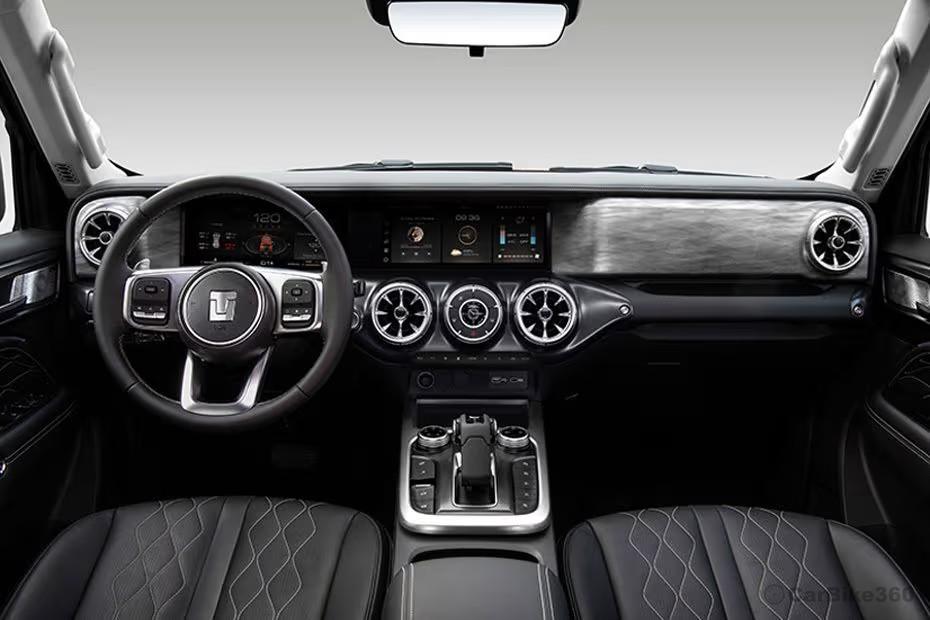 Tank 300 SUV Dashboard Layout