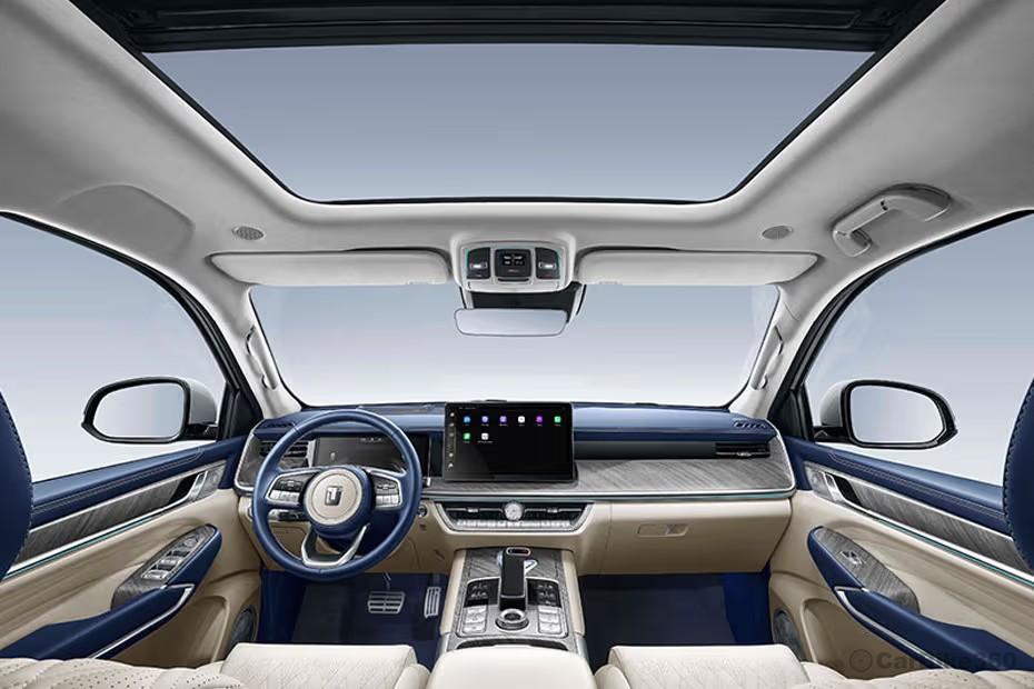 Tank 500 SUV Dashboard Layout
