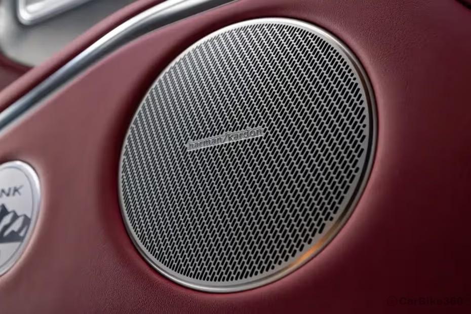 Tank 700 SUV Speaker System View
