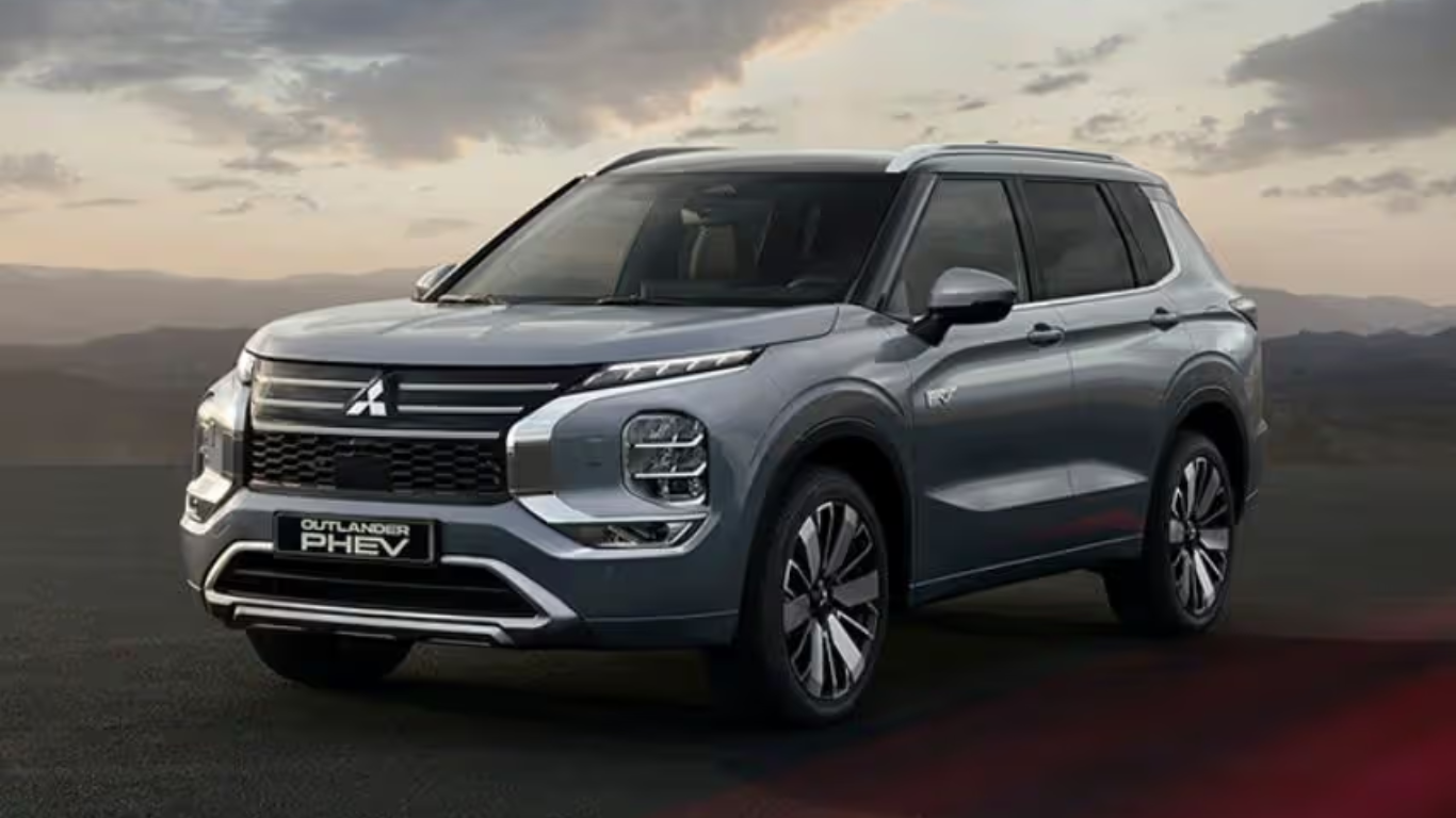 2025 Mitsubishi Outlander PHEV Debuts With An Upgraded, Larger Battery Pack 2025 Mitsubishi Outlander PHEV Debuts With An Upgraded, Larger Battery Pack