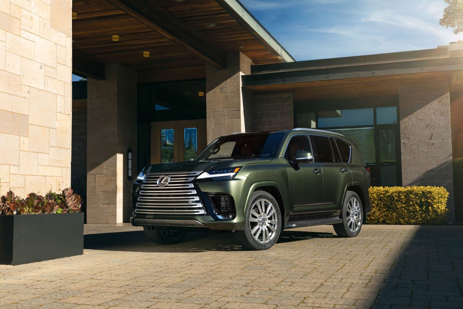 2026 Lexus LX: Luxury Meets Performance with Exclusive F SPORT Package and Enhanced Off-Road Capabilities 2026 Lexus LX: Luxury Meets Performance with Exclusive F SPORT Package and Enhanced Off-Road Capabilities