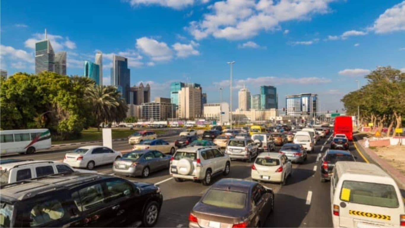 Abu Dhabi Police Warn Against Random Parking This Holy Month: Stay Safe & Avoid Fines Abu Dhabi Police Warn Against Random Parking This Holy Month: Stay Safe & Avoid Fines