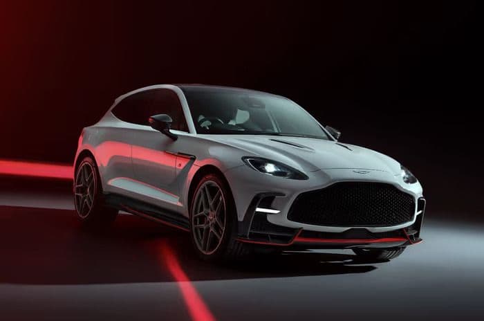 Aston Martin DBX S Unveiled As New Range-Topping Variant Aston Martin DBX S Unveiled As New Range-Topping Variant