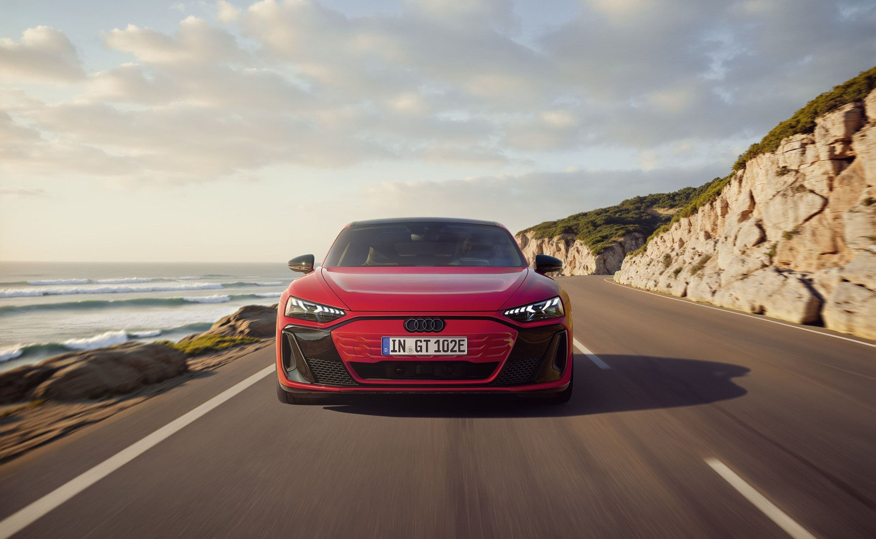 Audi e-tron GT quattro Launches With Premium Features & Attractive Design Audi e-tron GT quattro Launches With Premium Features & Attractive Design