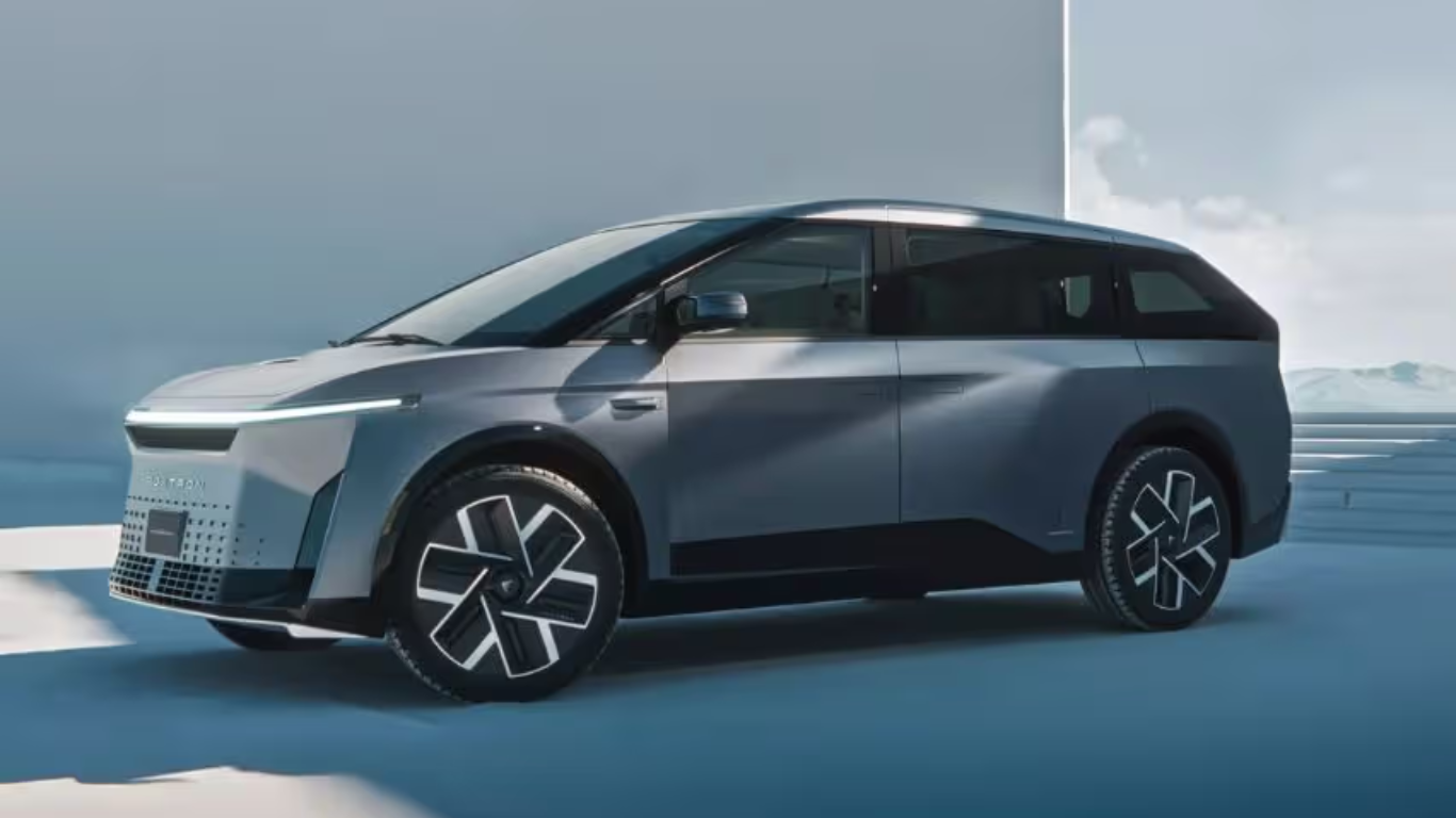 Foxconn, Maker Of Apple Products, Unveils An Electric People Mover Concept! Foxconn, Maker Of Apple Products, Unveils An Electric People Mover Concept!