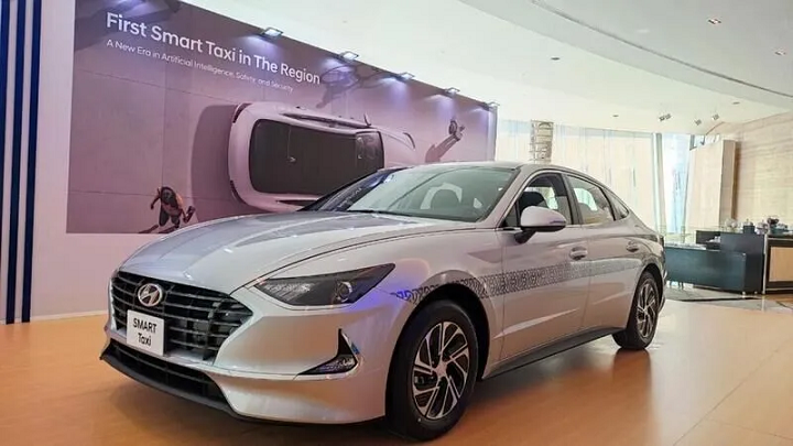 Hyundai UAE Launches AI Smart Taxi Concept At Abu Dhabi Smart City Summit Hyundai UAE Launches AI Smart Taxi Concept At Abu Dhabi Smart City Summit