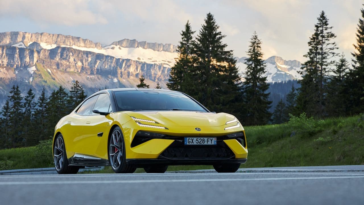 Lotus Emeya's First Test Drive Experience Revealed: A Grand Tourer with Unmatched Performance Lotus Emeya's First Test Drive Experience Revealed: A Grand Tourer with Unmatched Performance